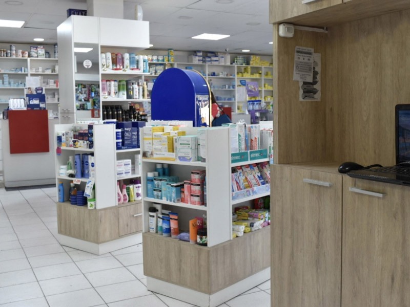 muebles de farmacias-3